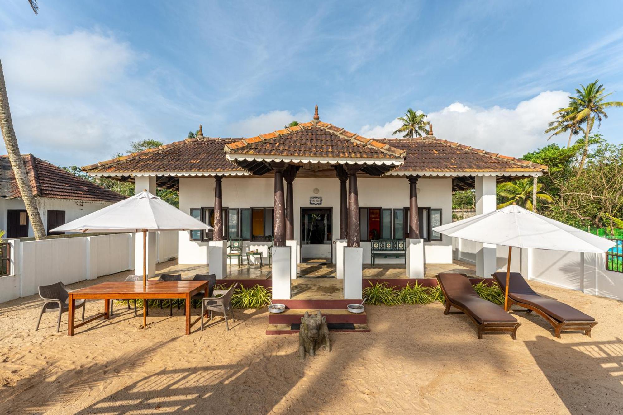Villa Naina, Marari Beach Alappuzha Экстерьер фото